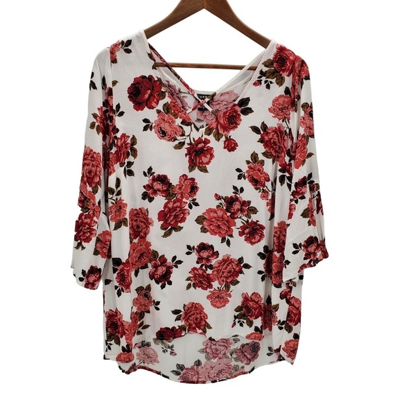 torrid Tops - Torrid White Floral Crisscross Neck 3/4 Bell Sleeve Blouse Womens 1X Romantic